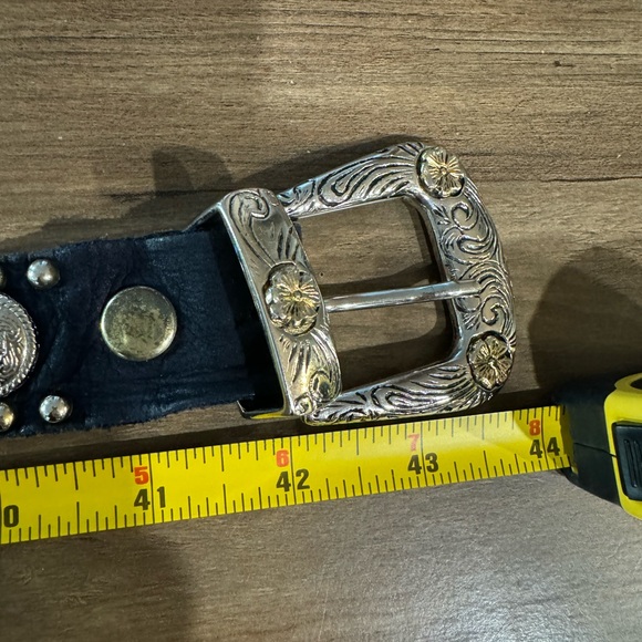 Vintage Sand Castle Belt - Picture 5 of 13